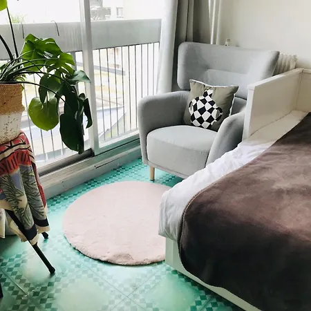 Parisian Crimee Cozy Studio * Paris