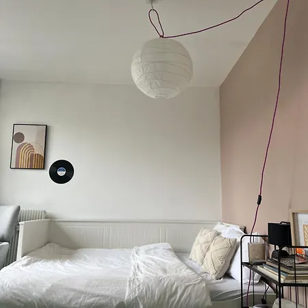 Parisian Crimee Cozy Studio * Paris