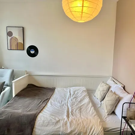 Апартаменты Parisian Crimee Cozy Studio